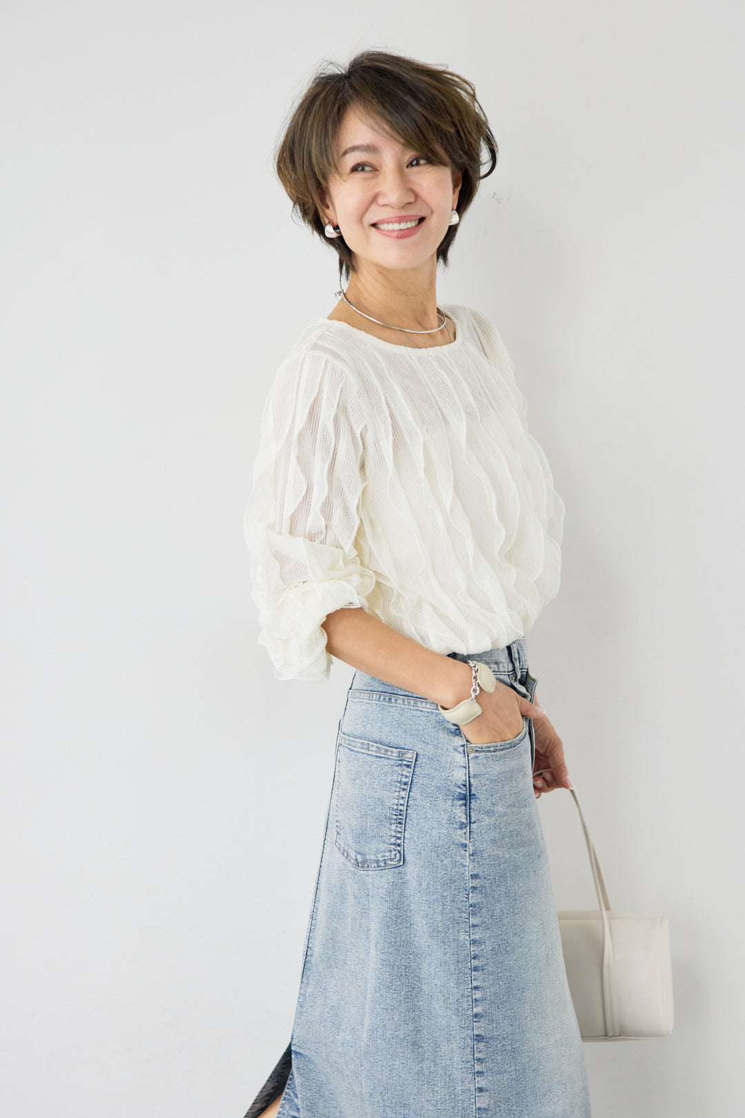 ウエービーレースブラウス