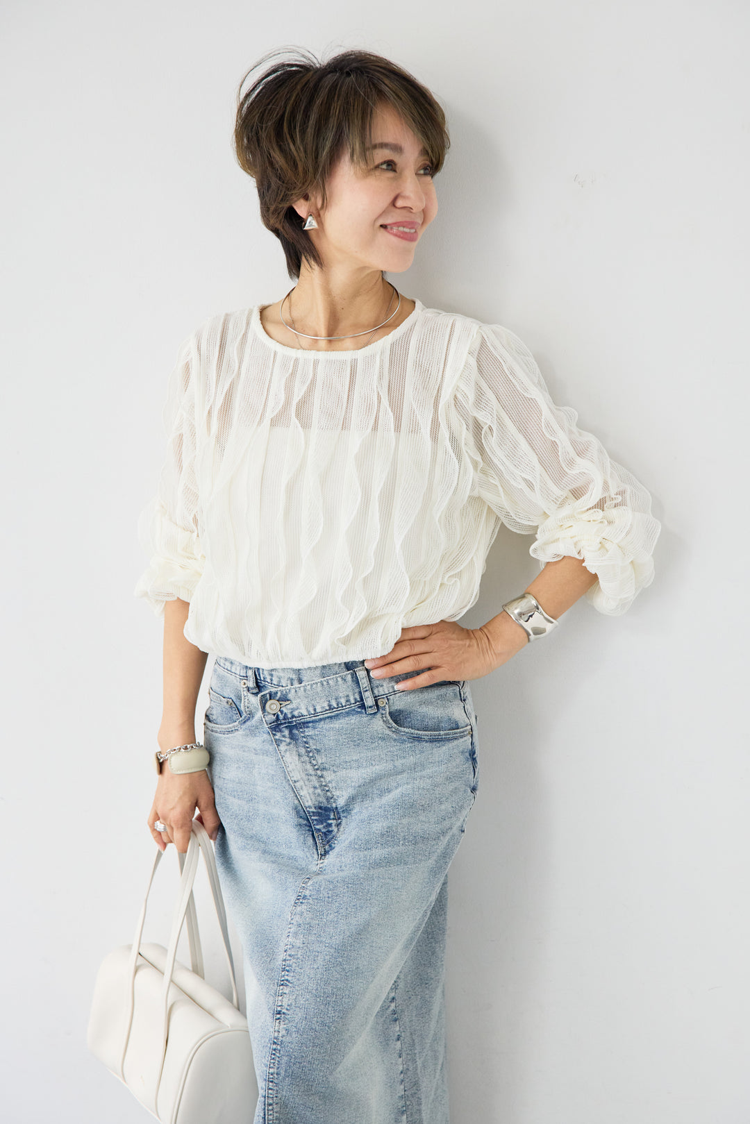 ウエービーレースブラウス