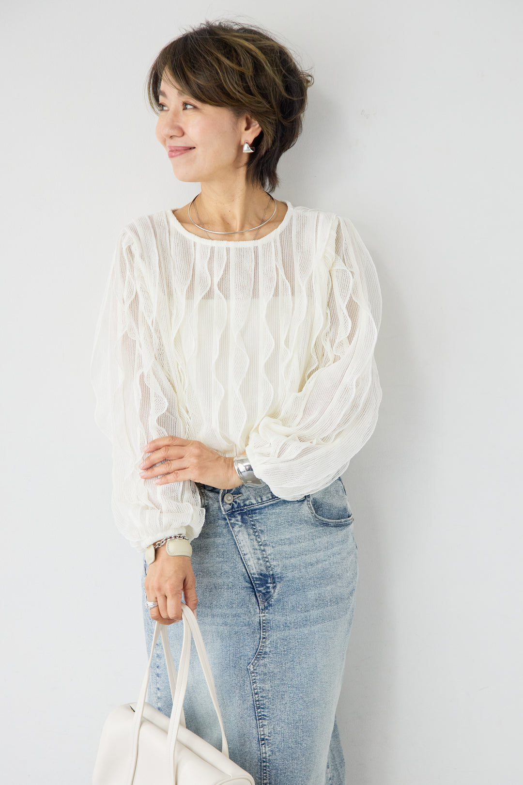 ウエービーレースブラウス