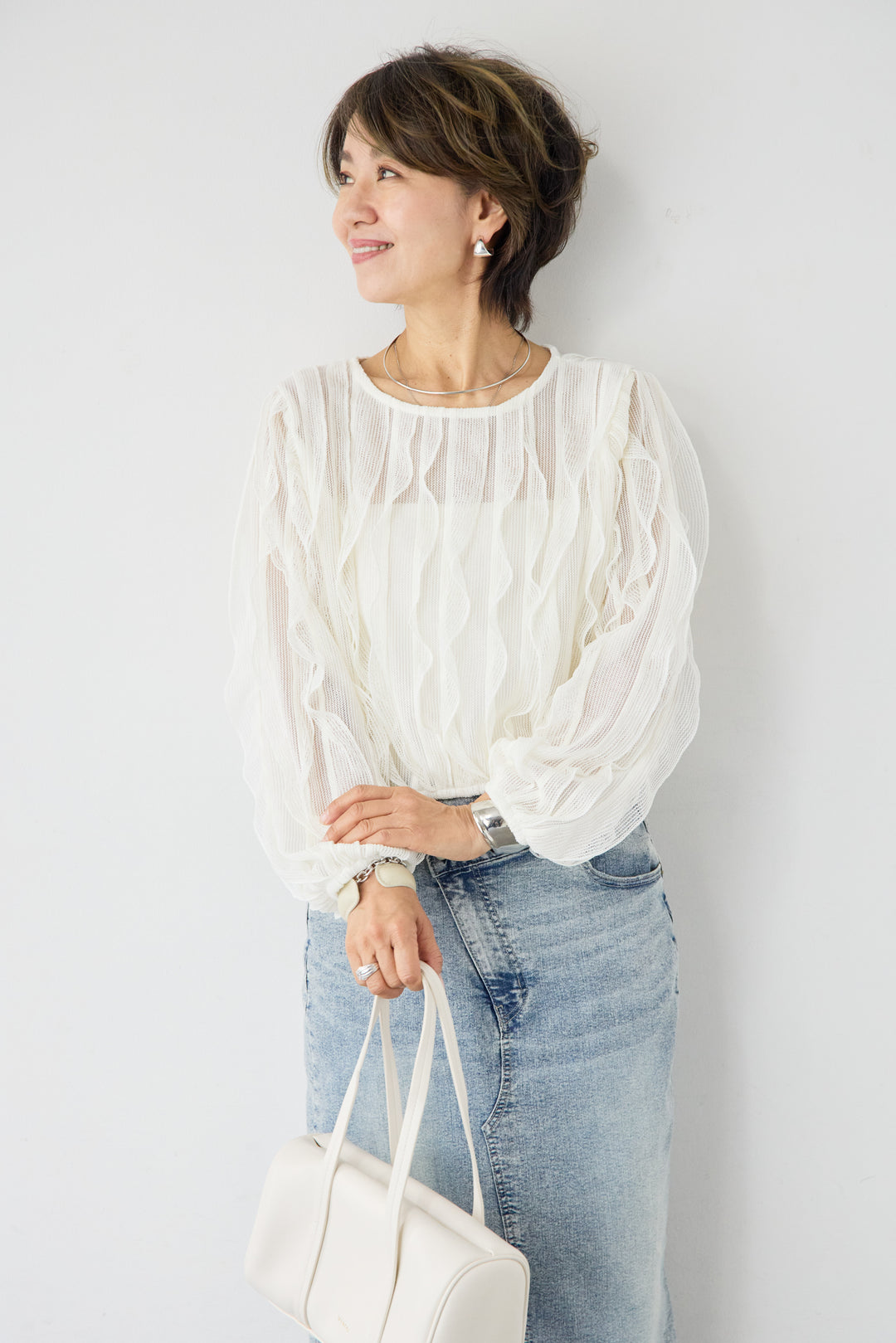 ウエービーレースブラウス