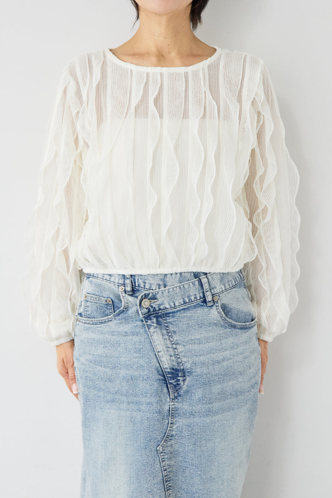 ウエービーレースブラウス