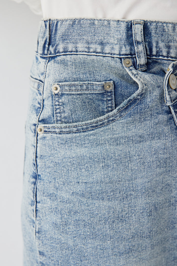 ウエストラップデザインデニムスカート