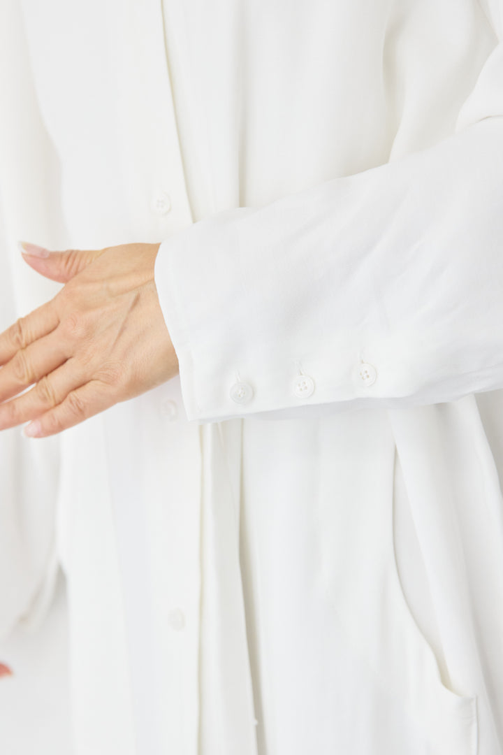 ノーカラーベルトデザインシャツワンピース