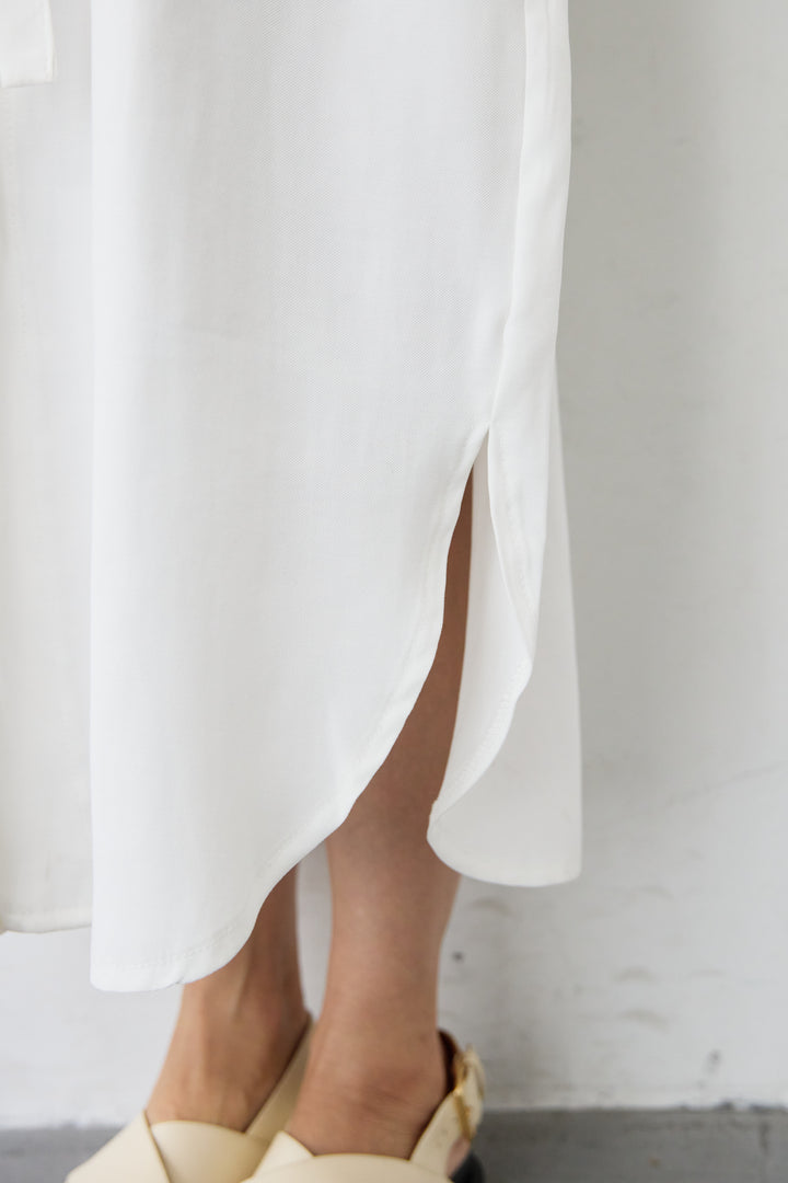 ノーカラーベルトデザインシャツワンピース