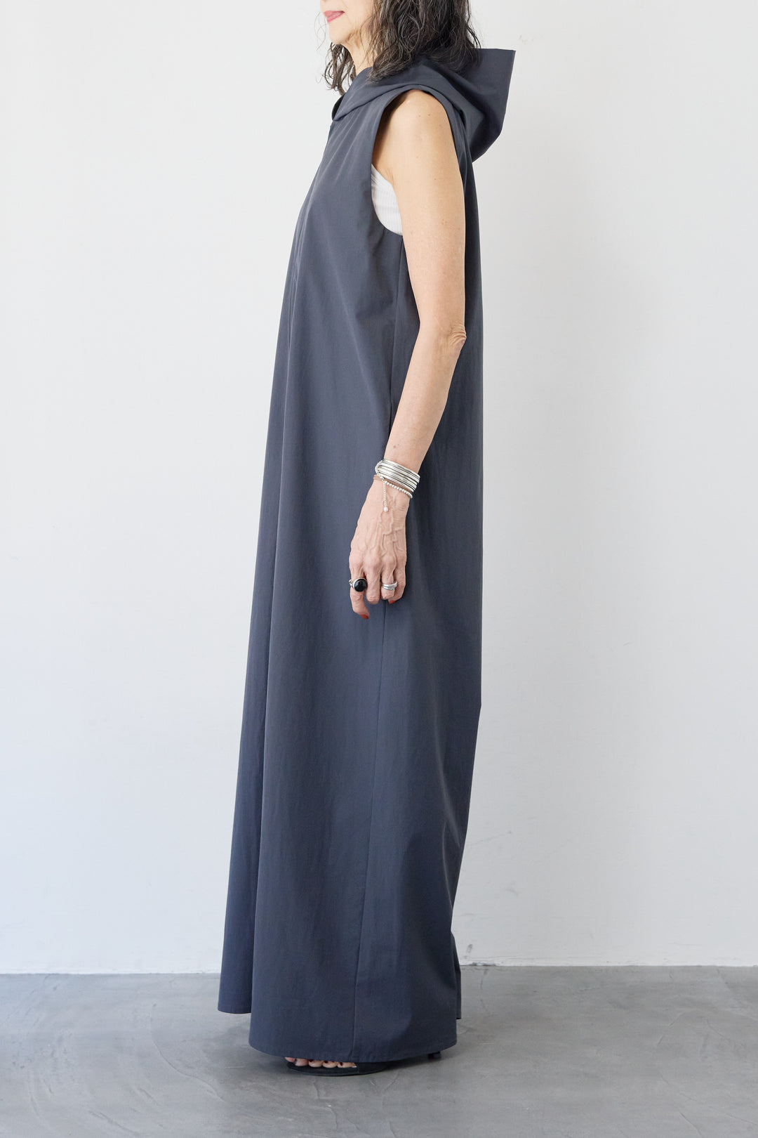 【接触冷感・撥水】フロントジップフーディーオールインワン