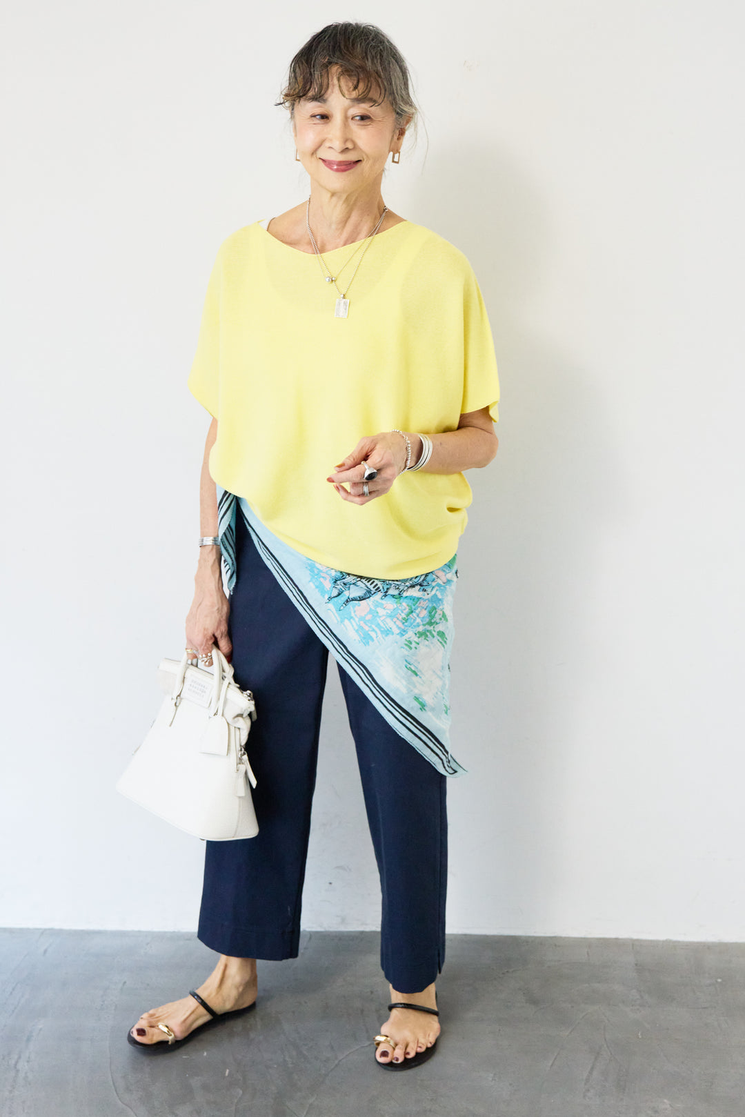 ウエストゴムテーパードパンツ