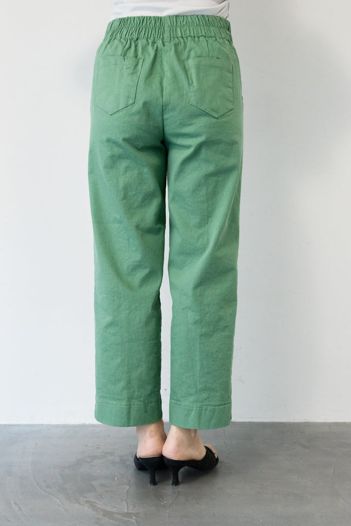 ウエストゴムテーパードパンツ