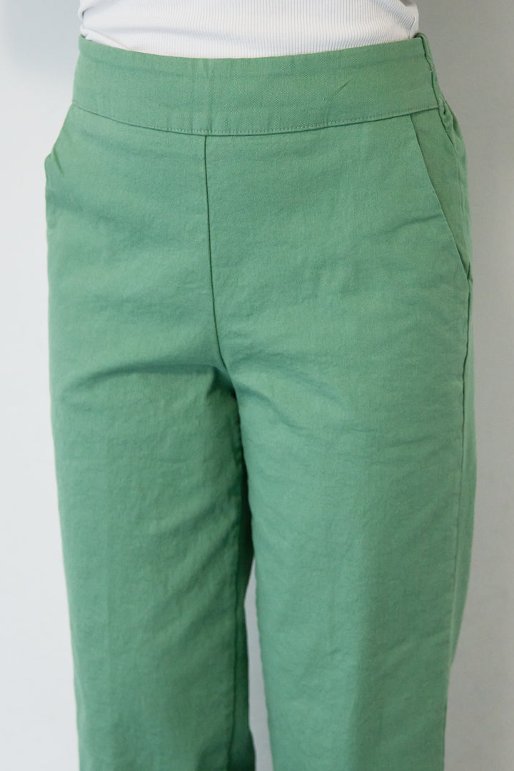 ウエストゴムテーパードパンツ