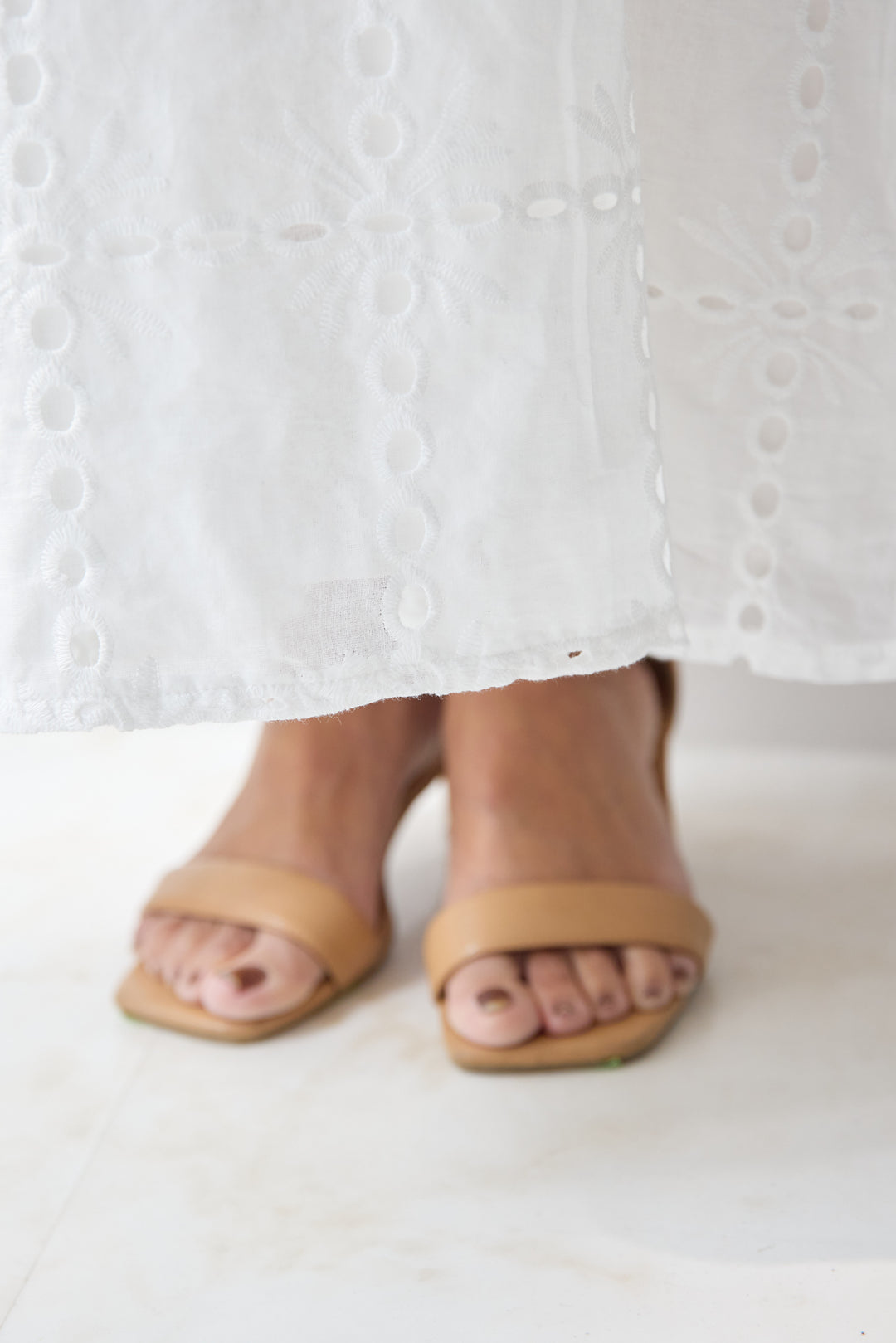 カットワークレース ロングワンピース