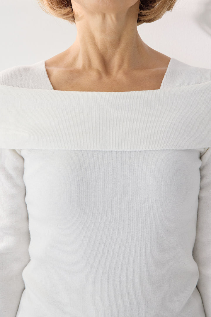 オフショルリブニット