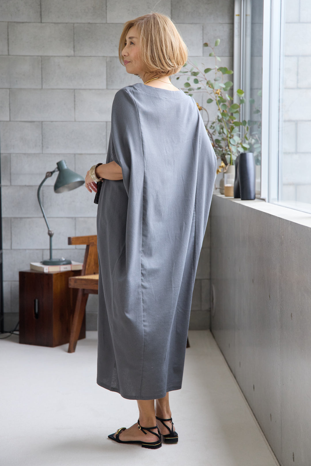 コクーンリネンワンピース