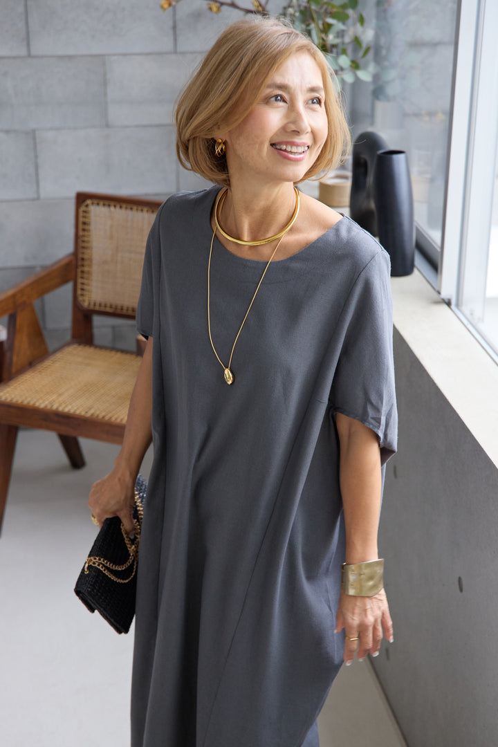 コクーンリネンワンピース