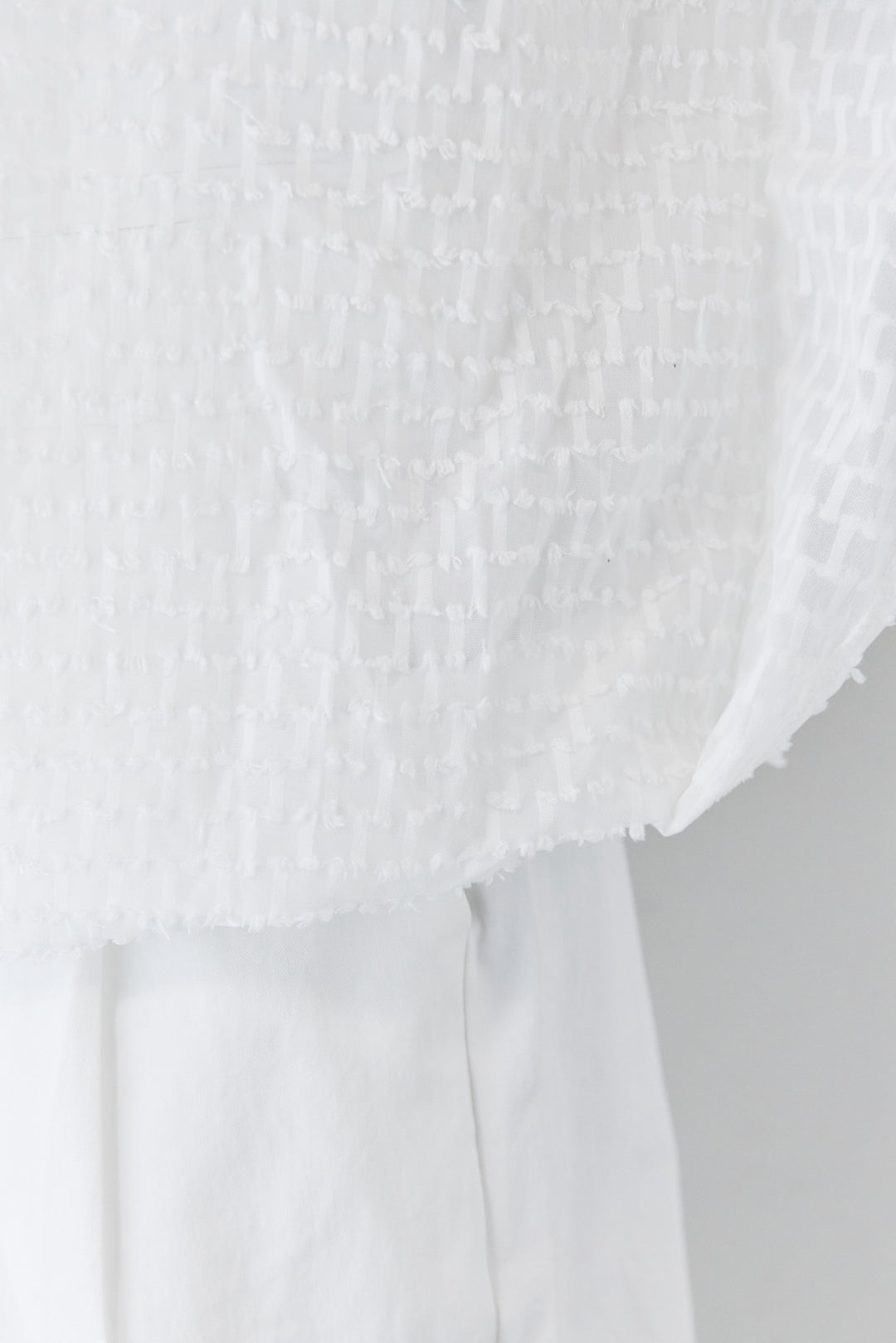 フリンジジャガード ケープスリーブブラウス