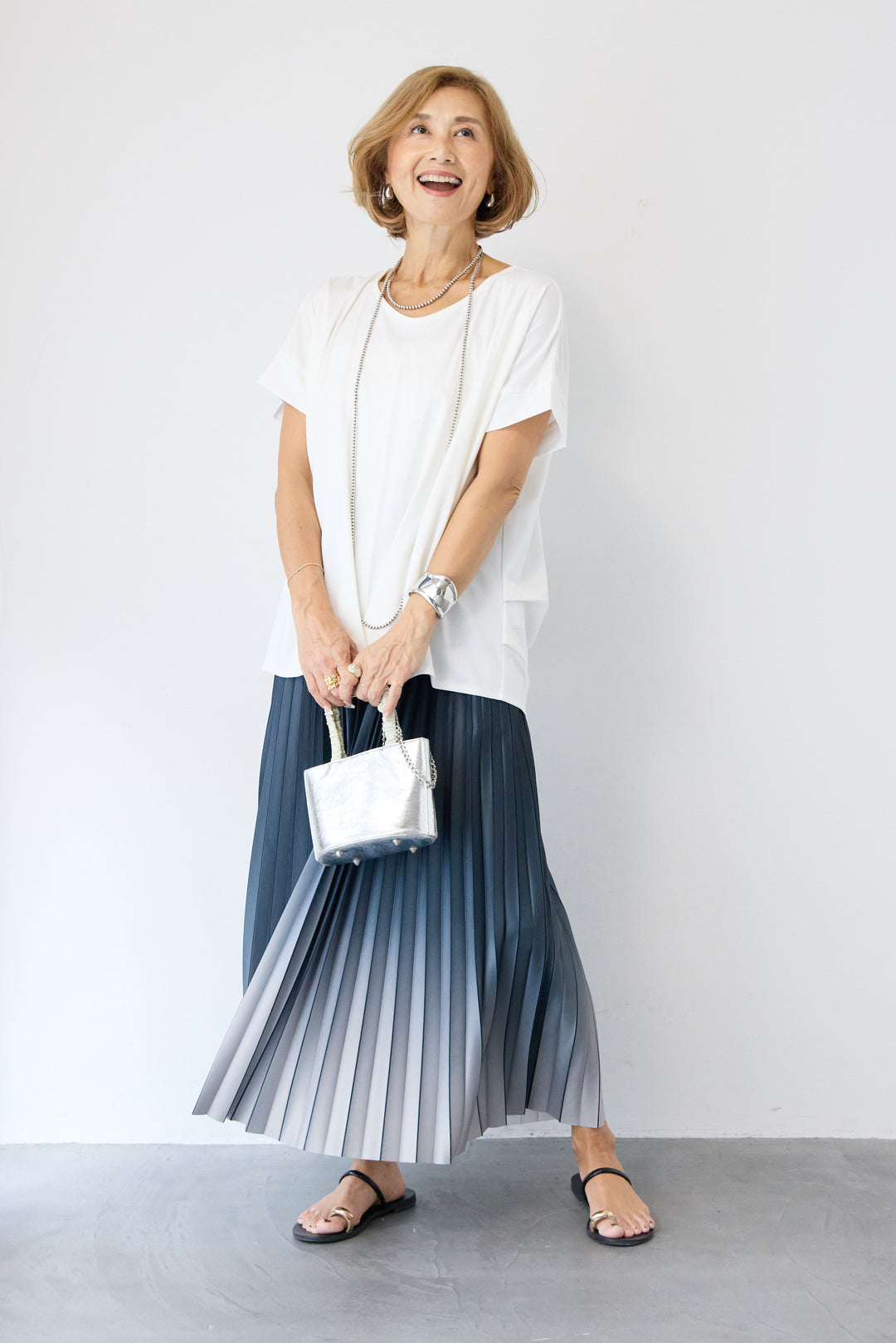 [SET]【接触冷感】タックヘムVネックプルオーバー+グラデーションロングプリーツスカート(2set)