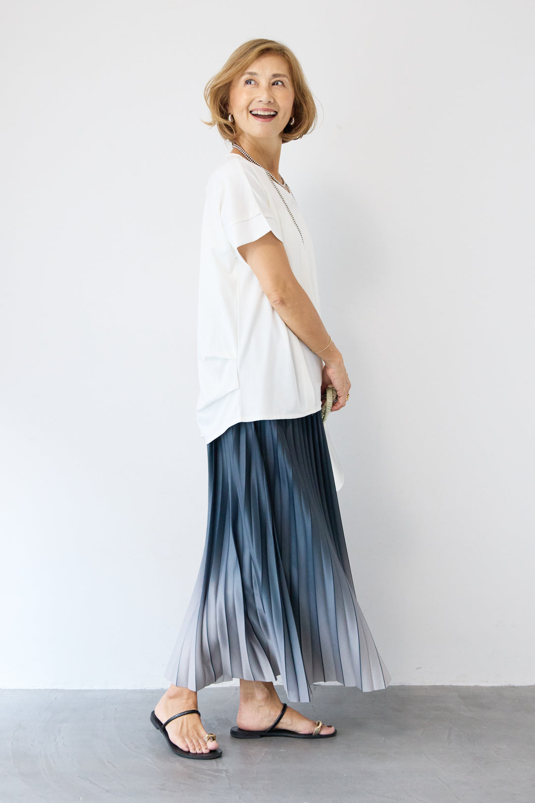 [SET]【接触冷感】タックヘムVネックプルオーバー+グラデーションロングプリーツスカート(2set)