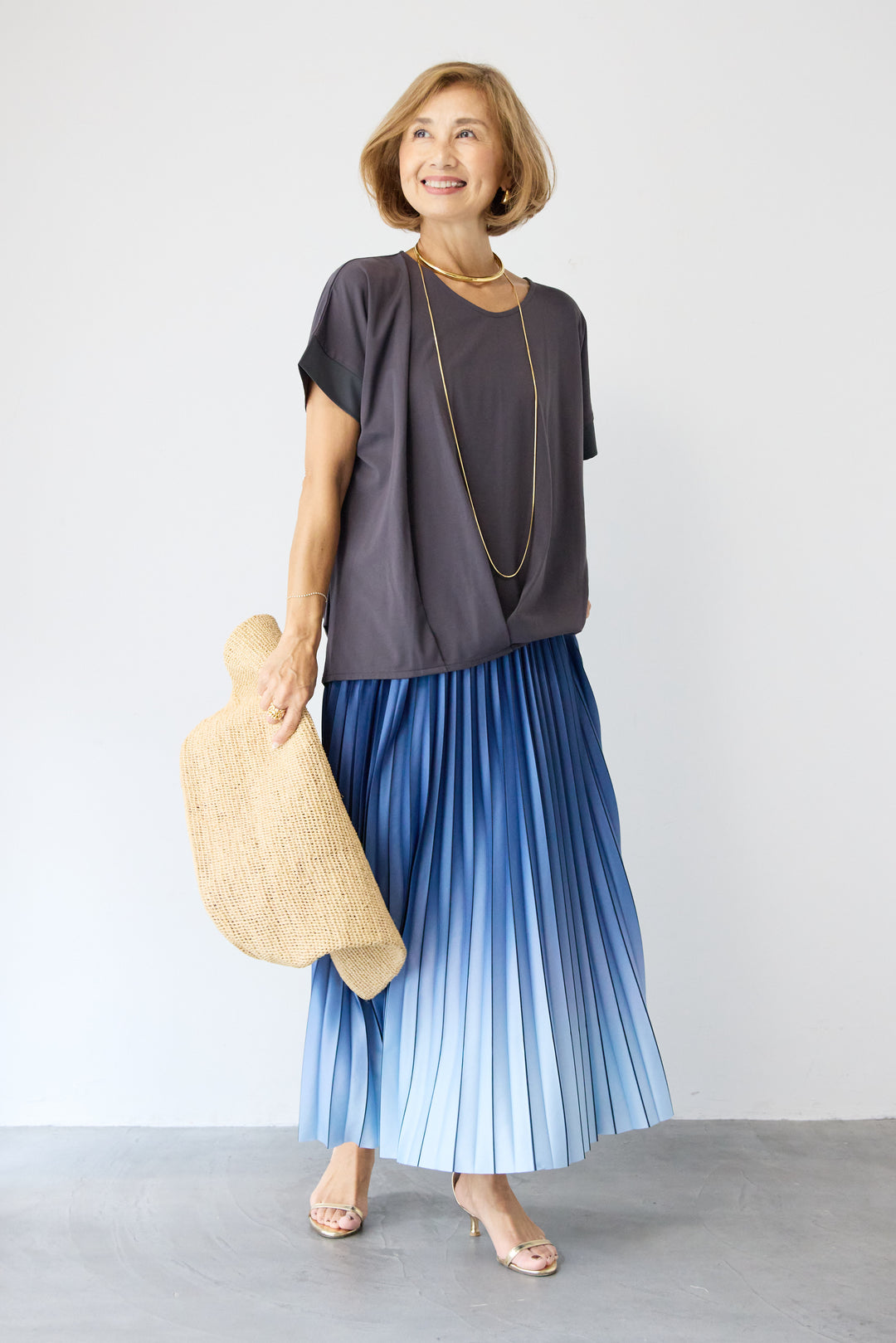 [SET]【接触冷感】タックヘムVネックプルオーバー+グラデーションロングプリーツスカート(2set)