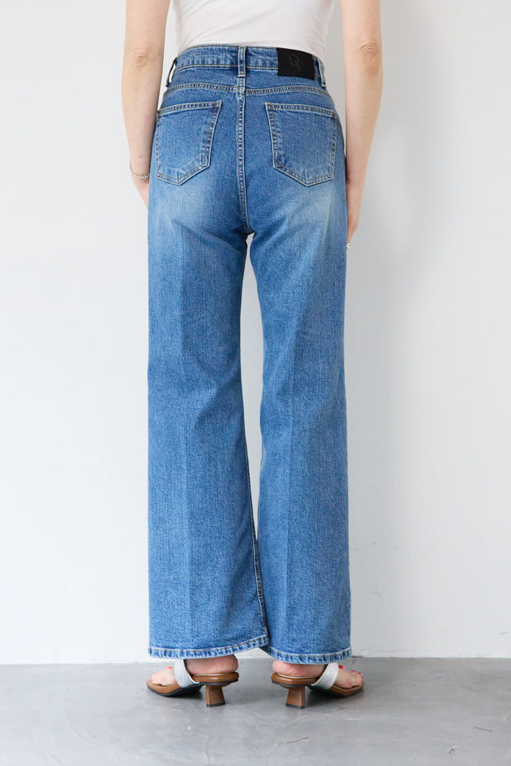 センタープレスデニムパンツ