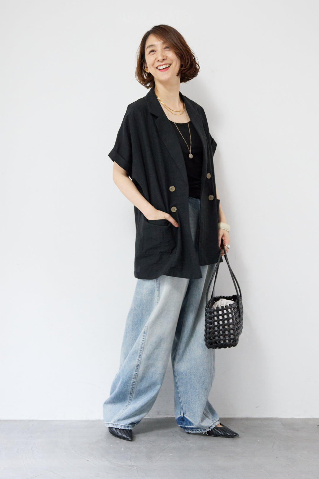 リネン混ショートスリーブジャケット