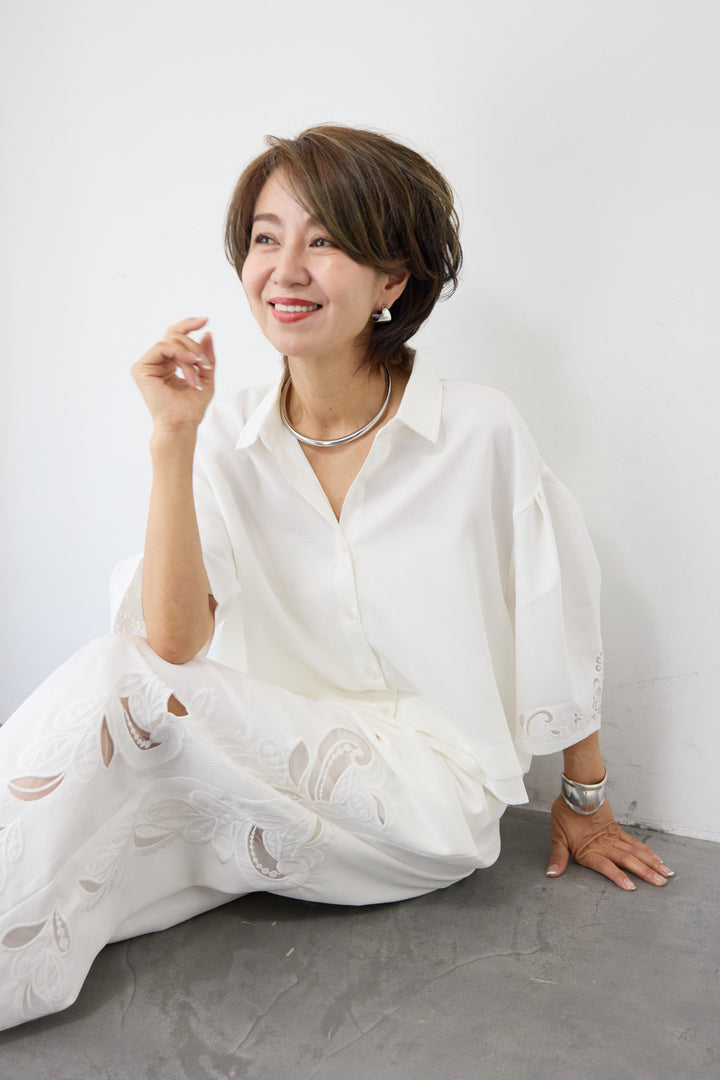 レースカット刺繍 ショート丈シャツ