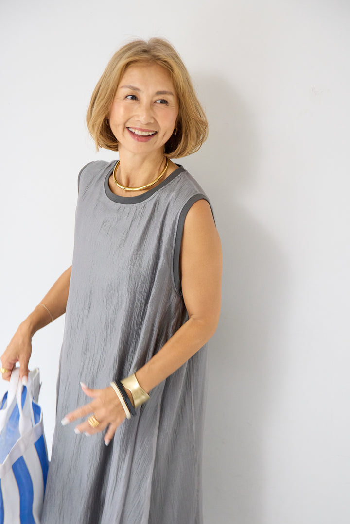 レイヤードノースリーブワンピース