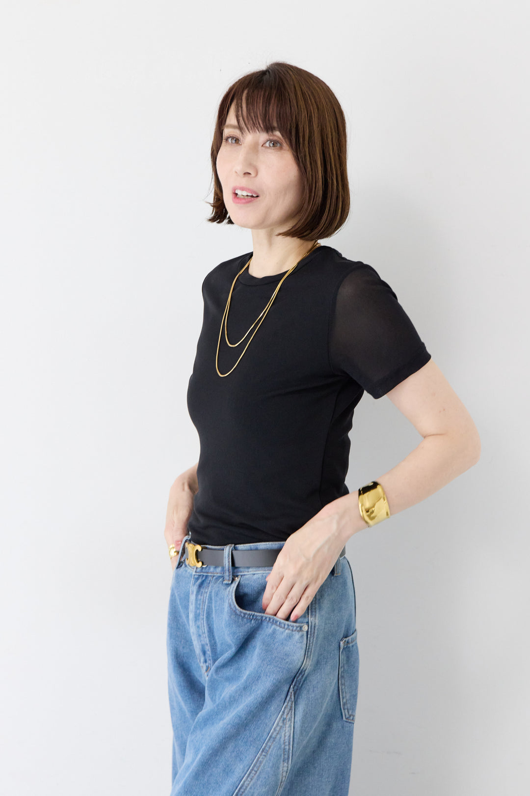 袖メッシュ切替 ブラック タイトシルエットTシャツ