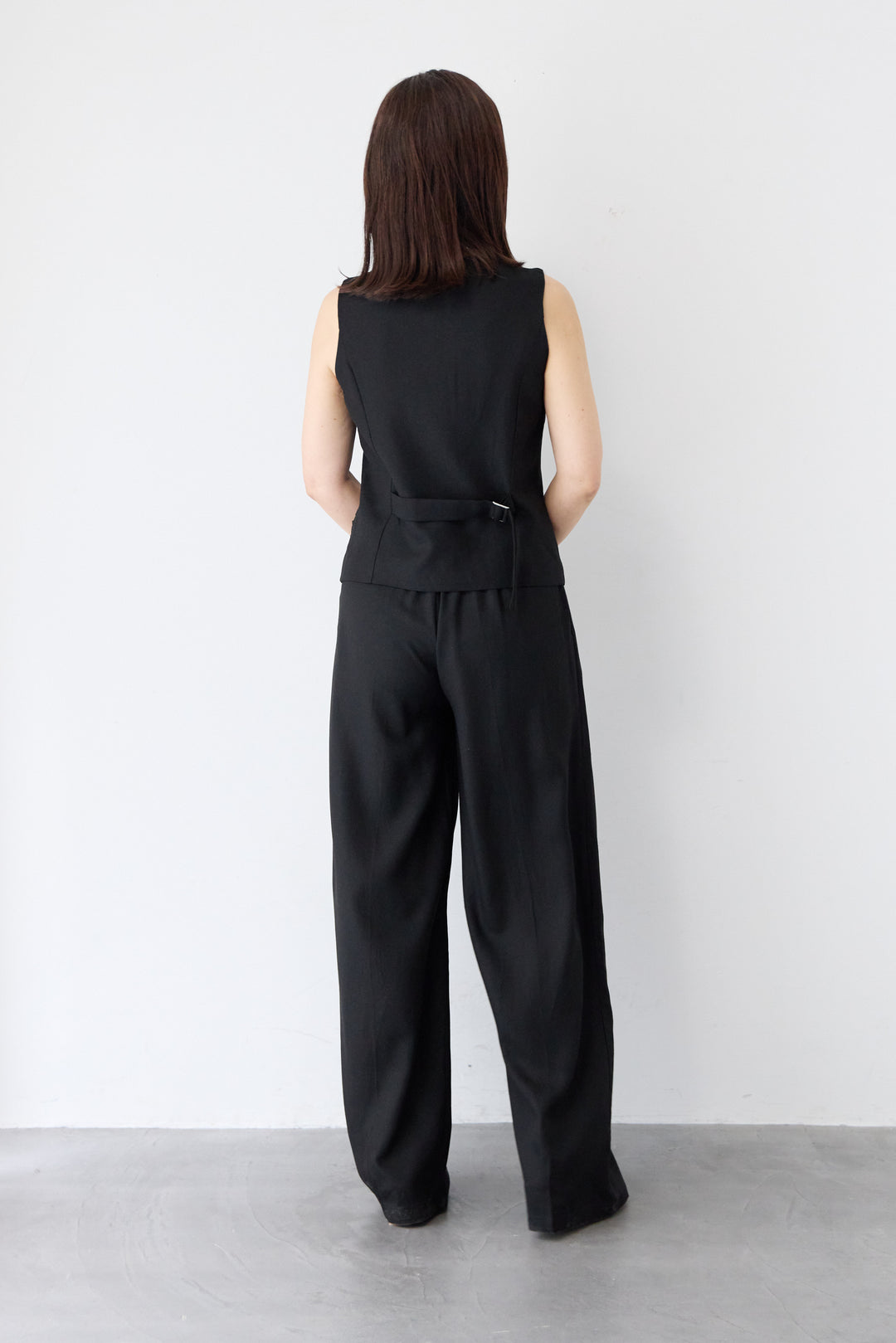 【セットアップ】Vネック ノースリーブジレ タックワイドパンツセット
