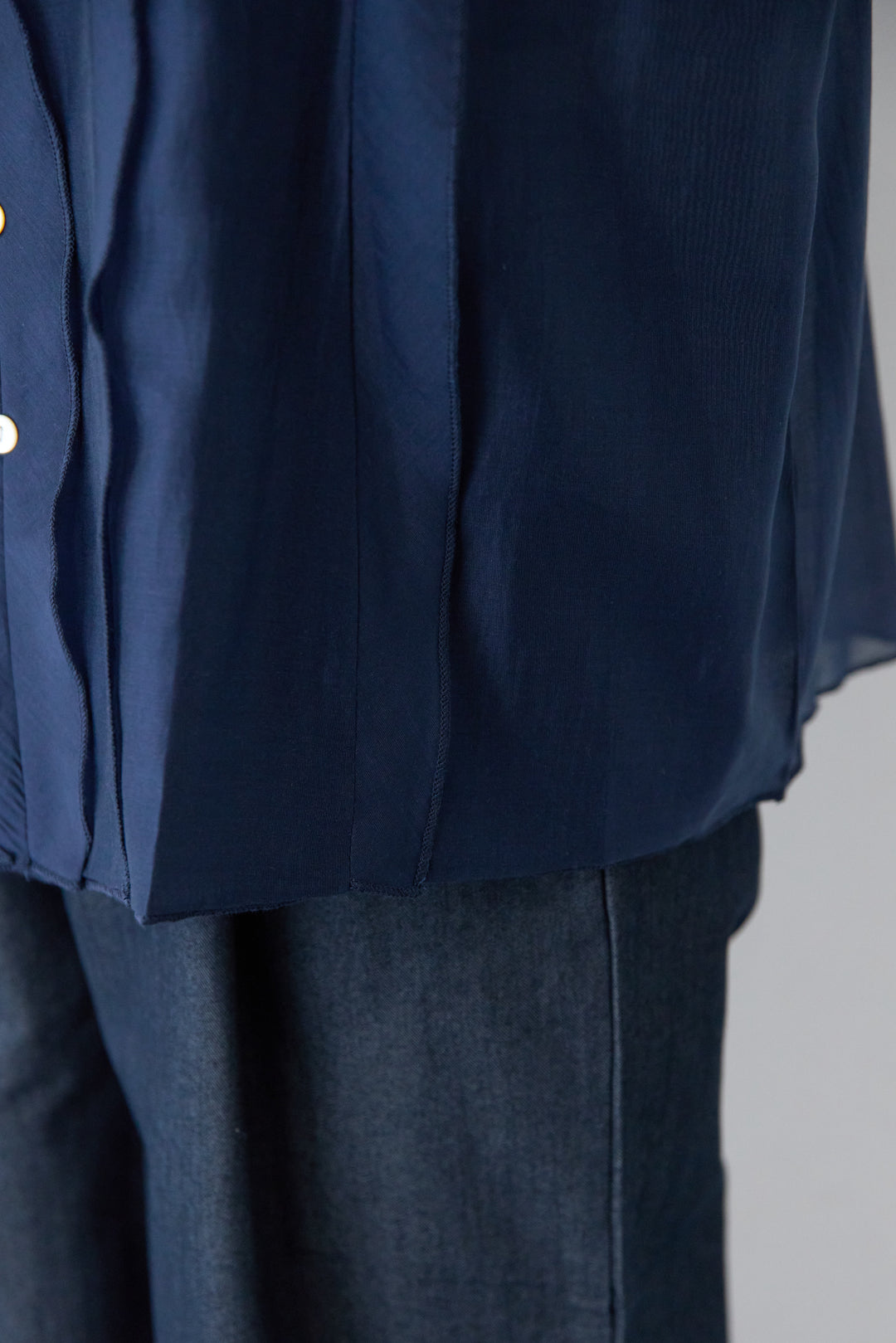 [SET]フロントフリル Vネック シアーブラウス+ベルト付きデニムライク フロントタック ワイドパンツ(2set)