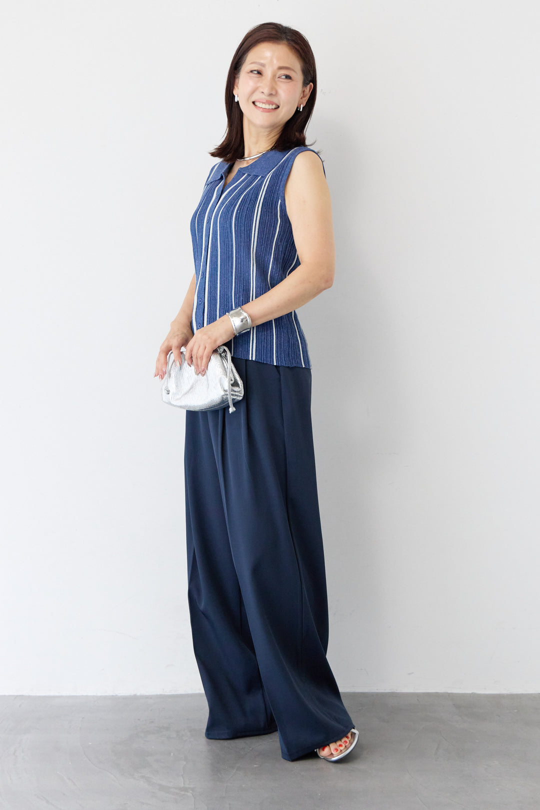 フロントタック ワイドパンツ