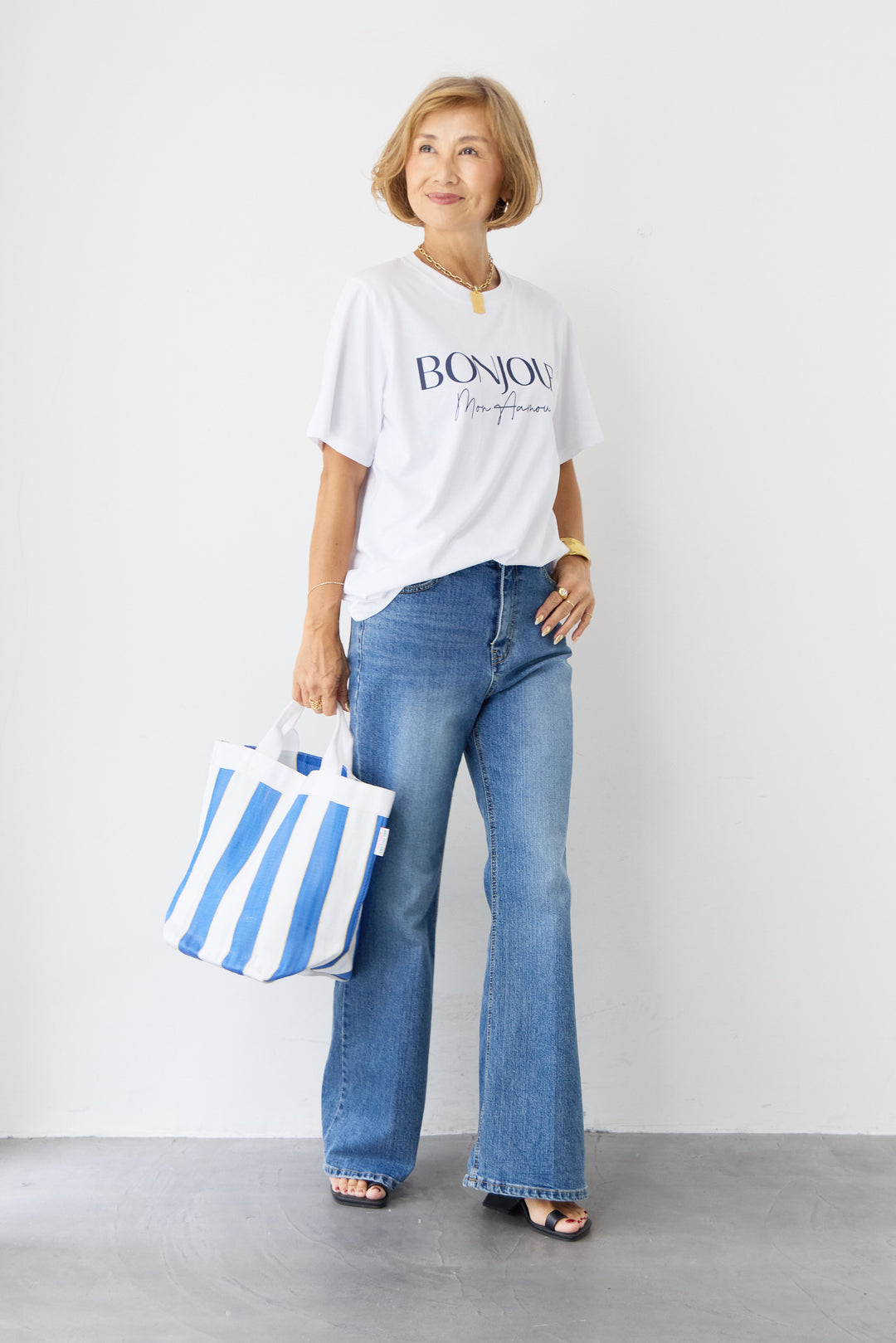 BONJOURロゴプリントTシャツ