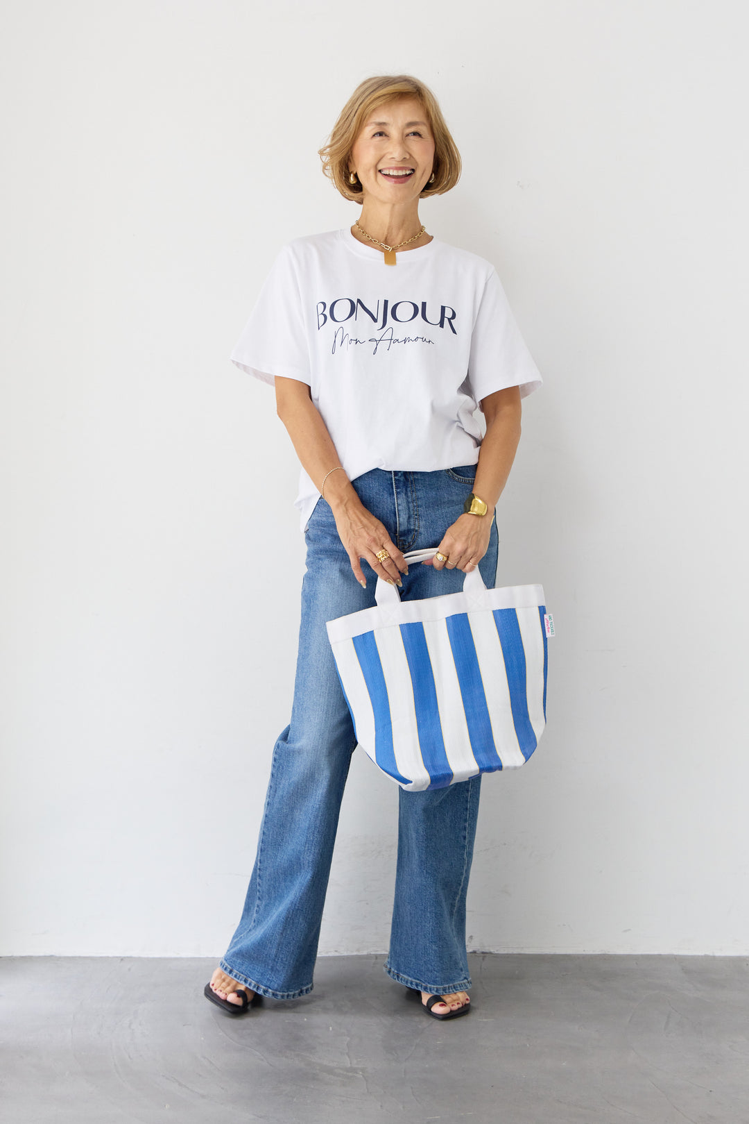 BONJOURロゴプリントTシャツ