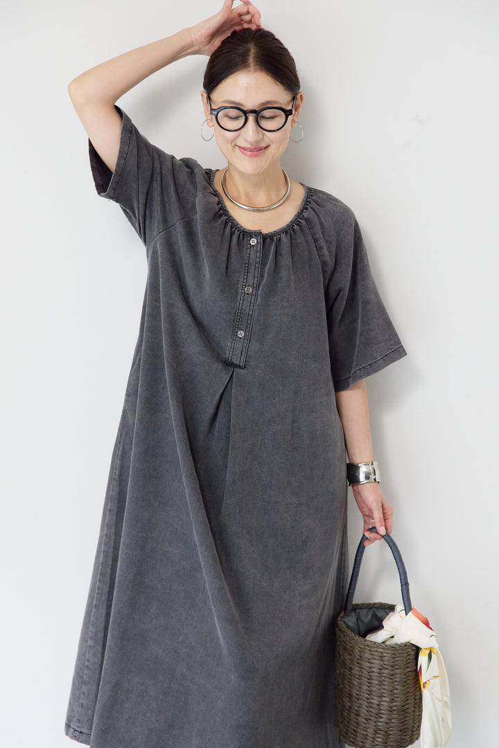ウォッシュドデニムロングワンピース ベルト付き
