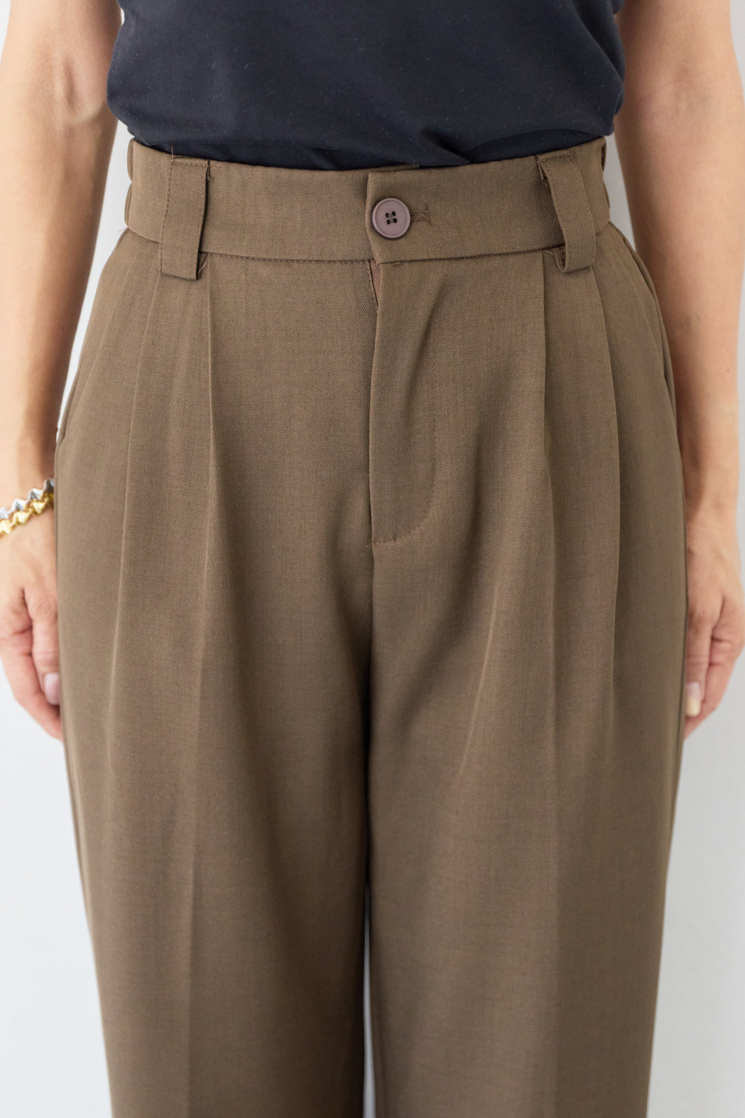 [SET]プリーツフリンジノースリーブトップス+ハイウエストタックテーパードパンツ(2set)