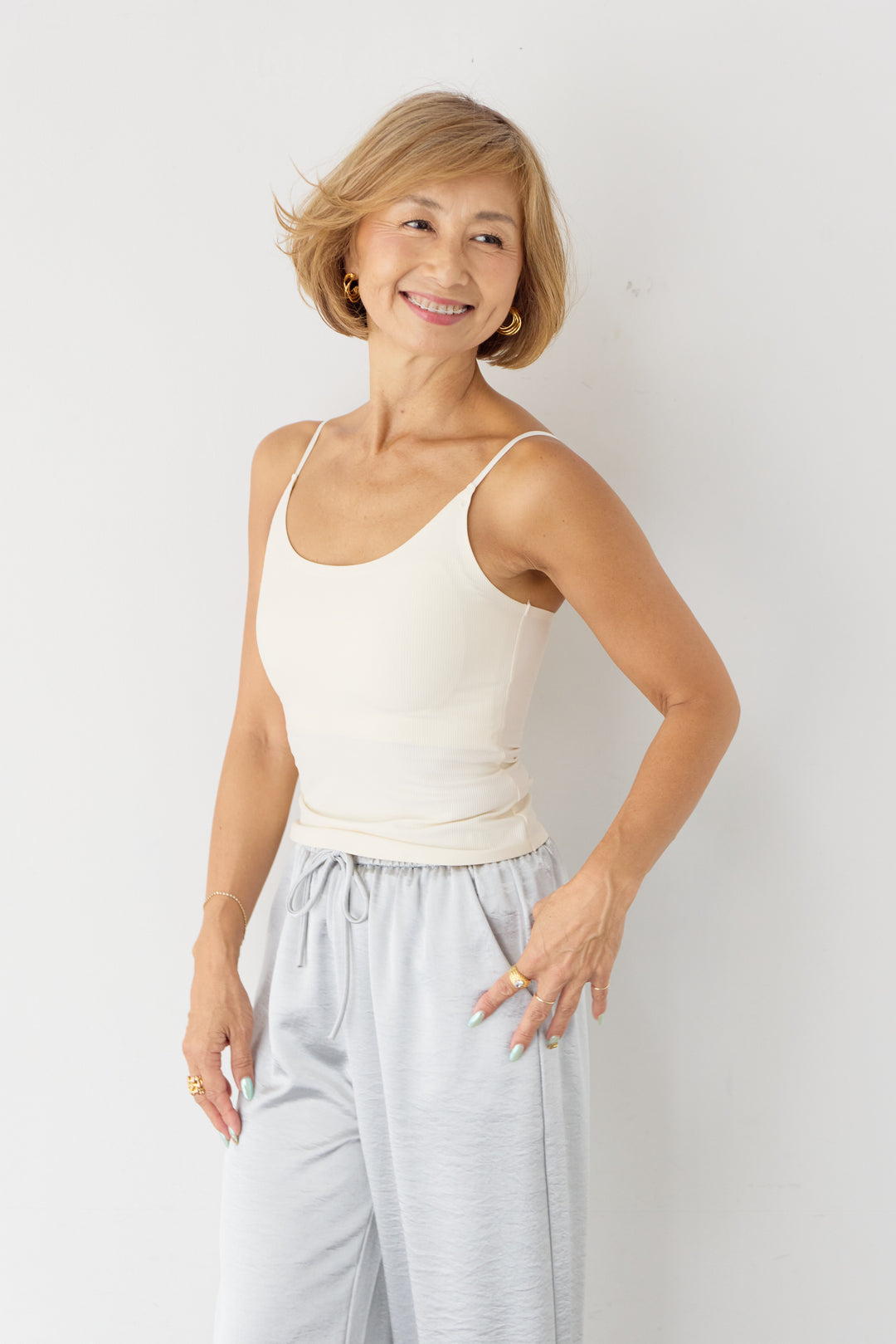 美背中シームレスブラキャミソール