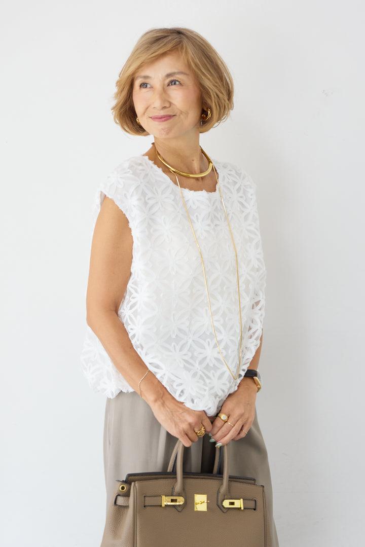 立体刺繍 フレンチスリーブ トップス