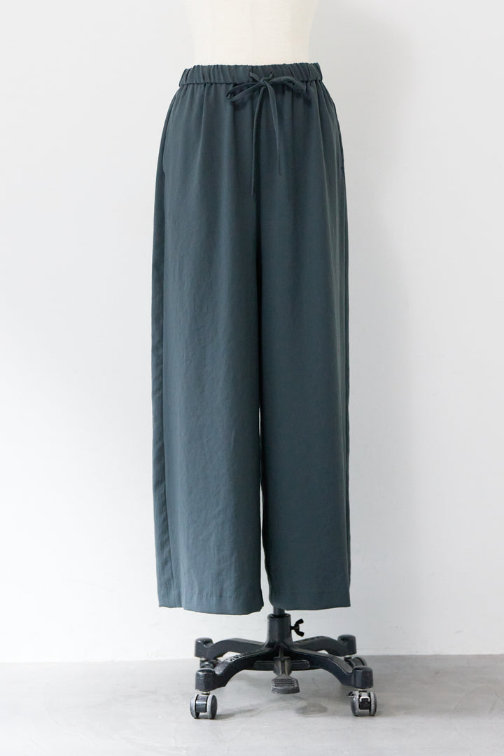 ノルディス ストレッチワイドパンツ