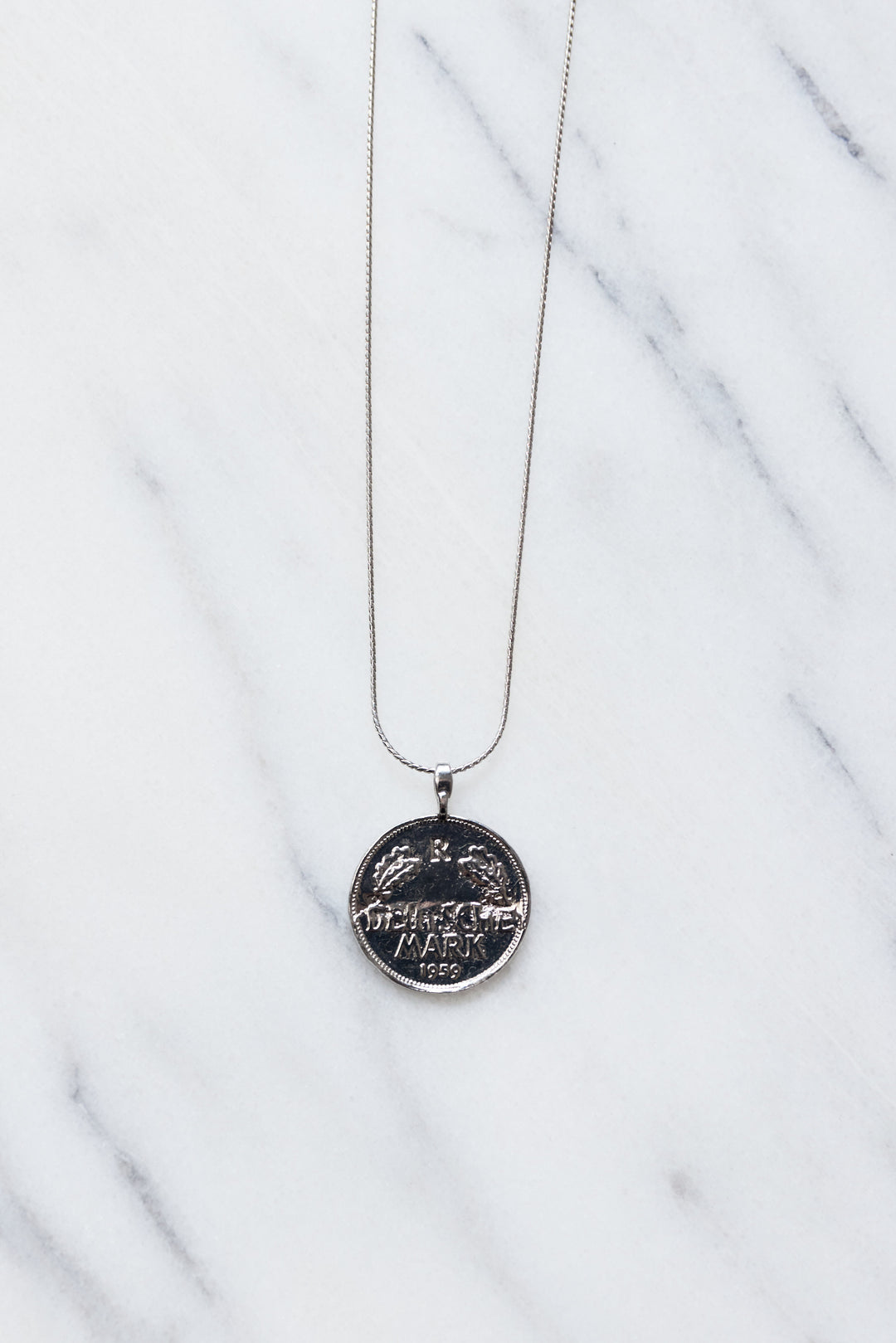 コインネックレス
