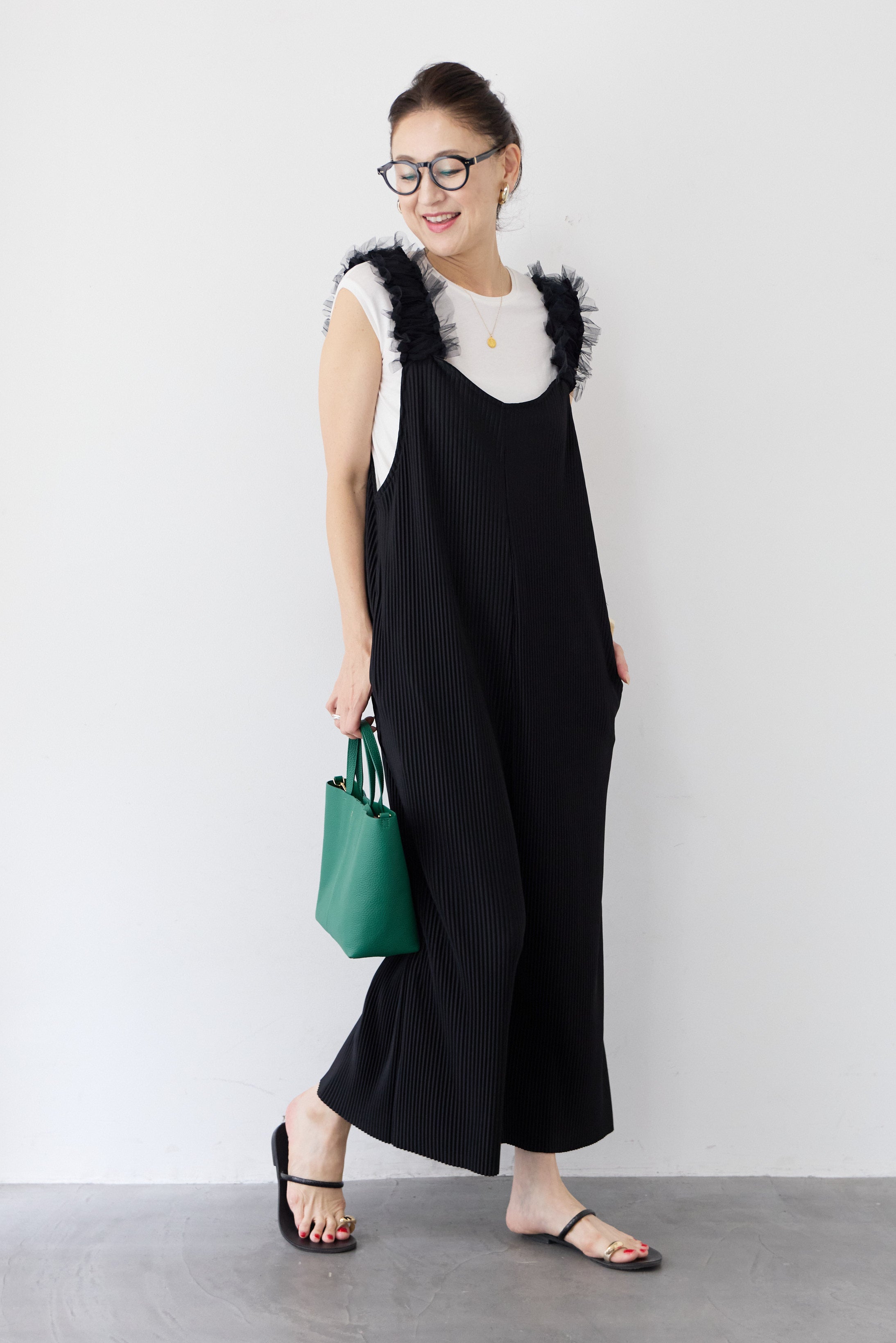 yuuuuです Cygne オフショルダー ブラックオールインワン 新品 Cygne