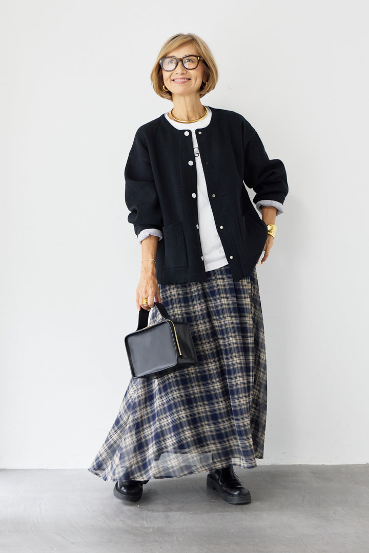シアーチェックセミフレアスカート