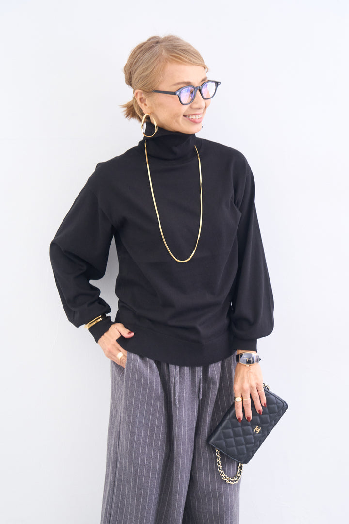 洗えるシルク30%ハイネックニット