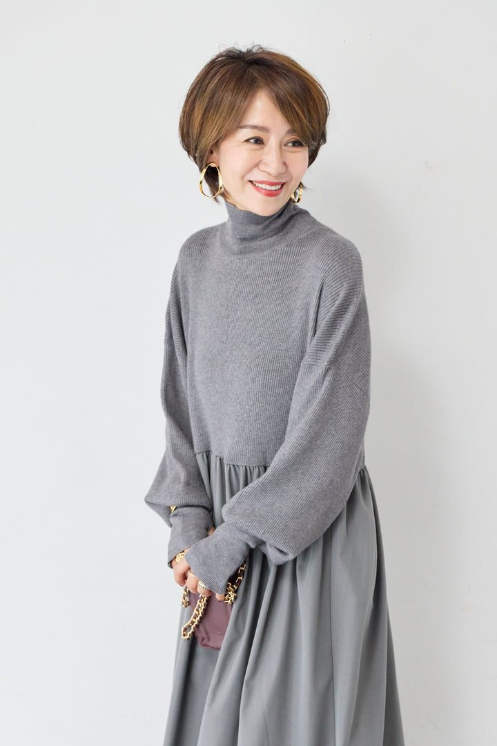 指穴付きハイネックドッキングワンピース