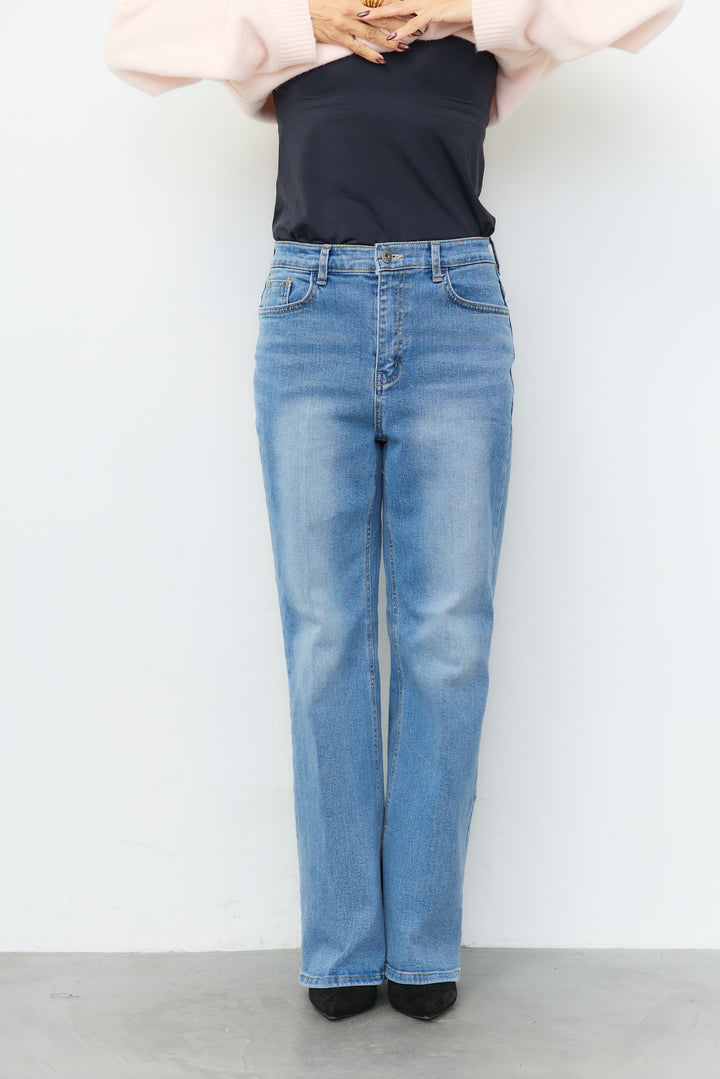 センタープレス ストレートデニムパンツ