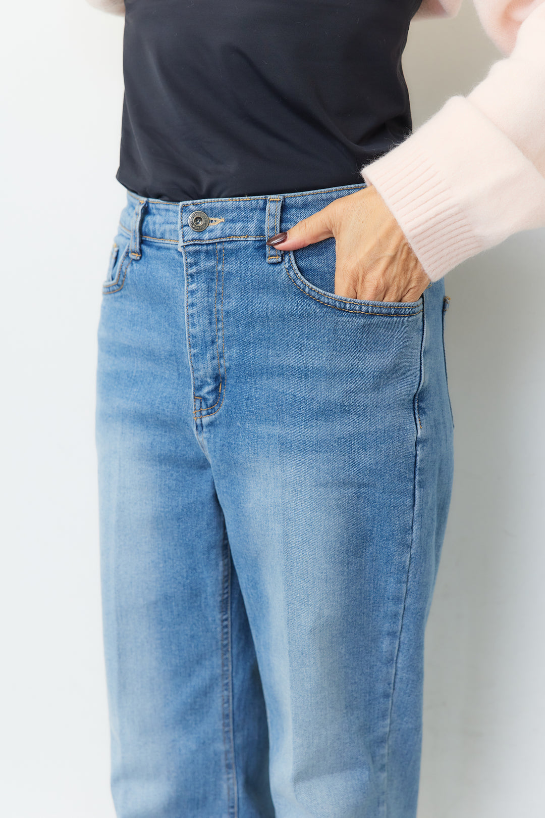 センタープレス ストレートデニムパンツ