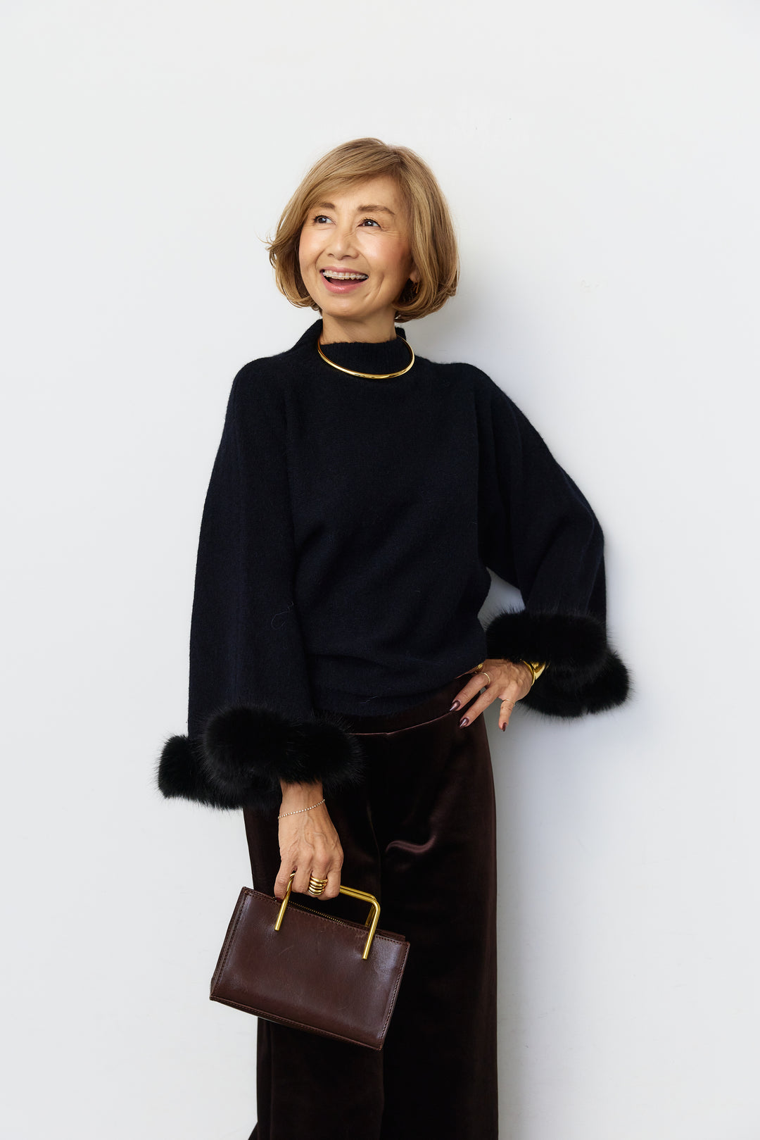 [SET]ファーカフス ハイネックニット+ベロアドロスト ストレートワイドパンツ(2set)