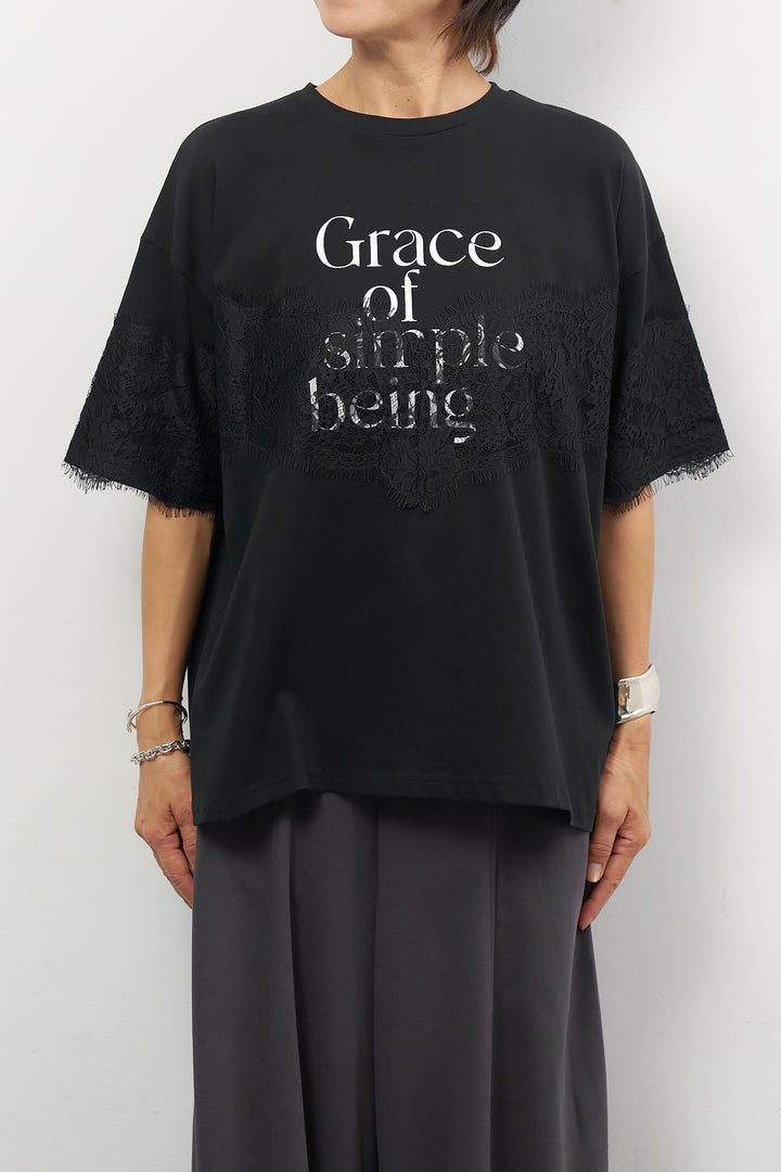 レース×ロゴプリント Tシャツ