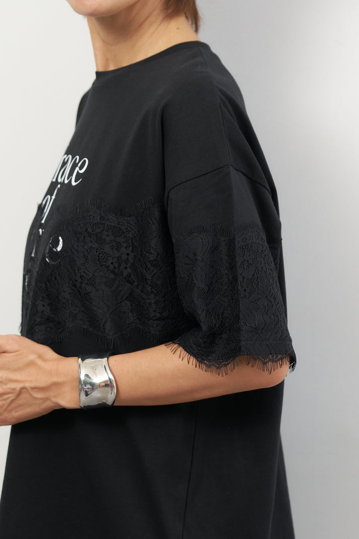 レース×ロゴプリント Tシャツ