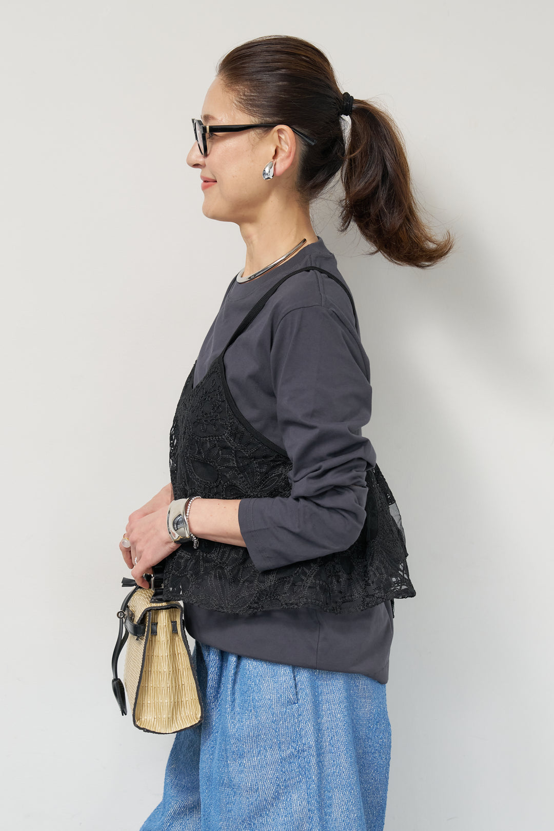 刺繍レースビスチェ