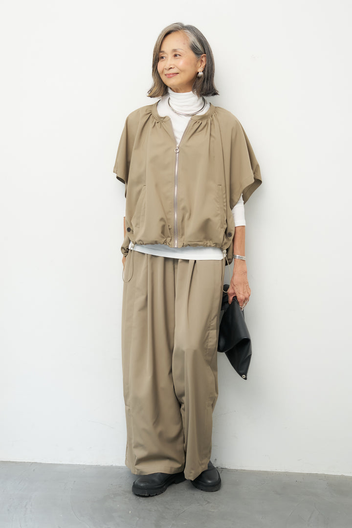 [SET]ウエストレイヤード ワイドパンツ+フロントジップ ポンチョライクブルゾン(2set)