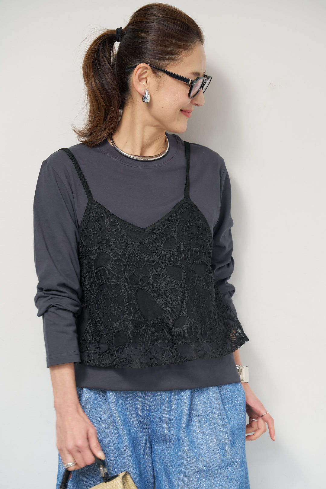 刺繍レースビスチェ