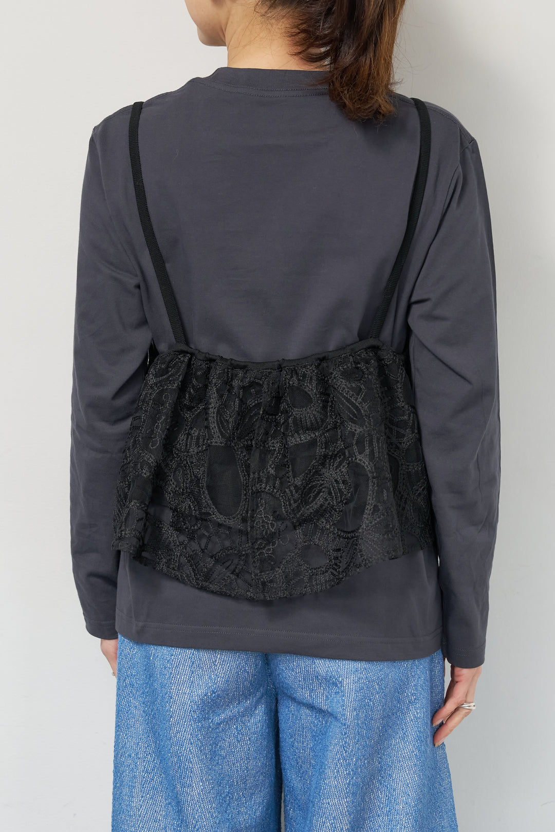 刺繍レースビスチェ