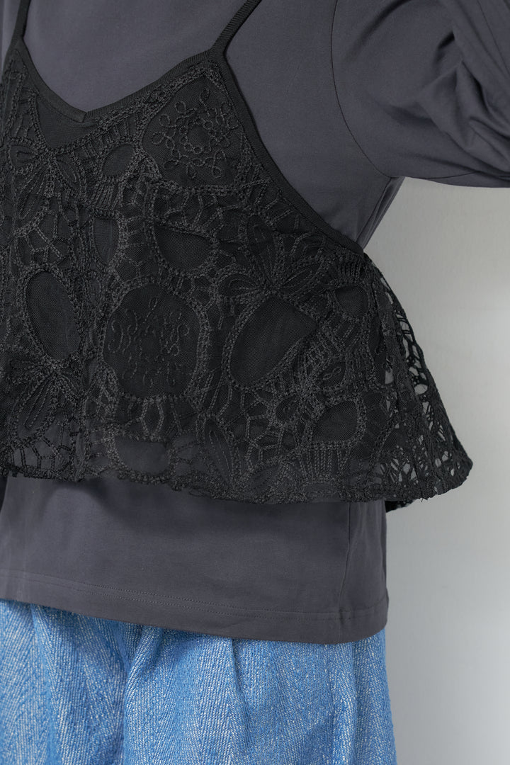 刺繍レースビスチェ